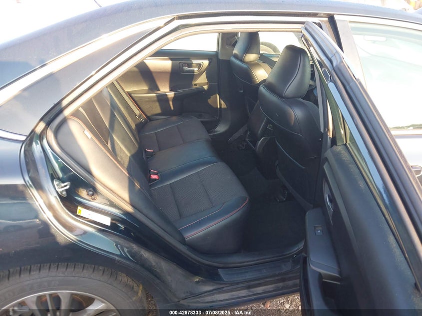 2017 TOYOTA CAMRY SE - 4T1BF1FK4HU306558