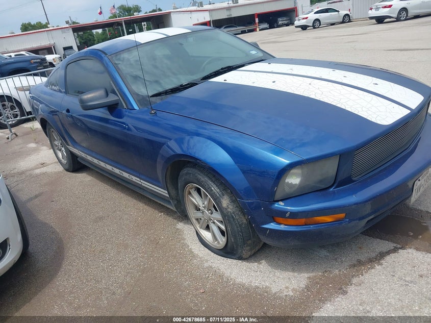 1ZVHT80N985117883 2008 Ford Mustang V6 Deluxe/V6 Premium auction photo 1