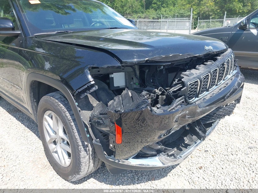 2021 JEEP GRAND CHEROKEE L LAREDO 4X4 - 1C4RJKAG1M8153330