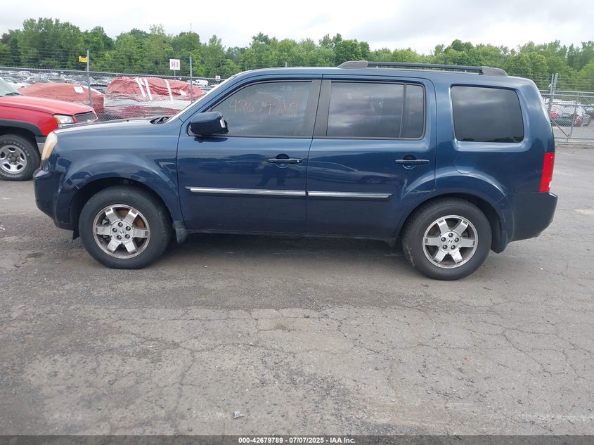2011 HONDA PILOT VIN: 5FNYF4H96BB036629