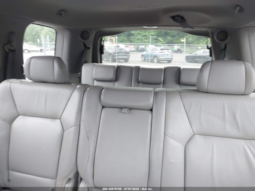 2011 HONDA PILOT VIN: 5FNYF4H96BB036629