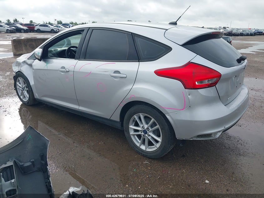 Vin: 1fadp3k28fl328728, lot: 43173056, ford focus se 20153