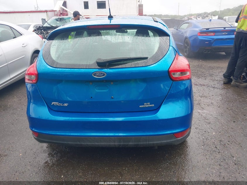2015 FORD FOCUS SE - 1FADP3K22FL328790