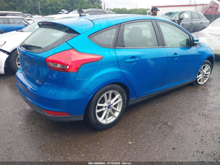 2015 FORD FOCUS SE - 1FADP3K22FL328790