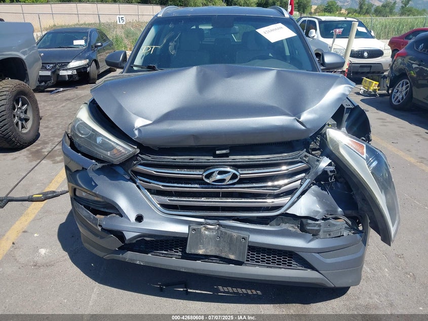 2016 HYUNDAI TUCSON SE - KM8J3CA41GU037118