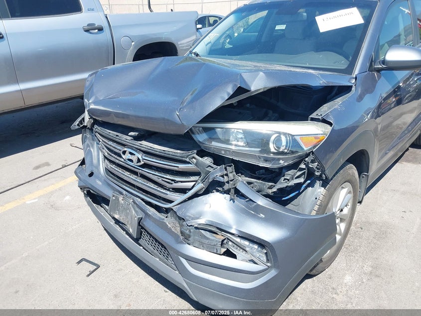 2016 HYUNDAI TUCSON SE - KM8J3CA41GU037118