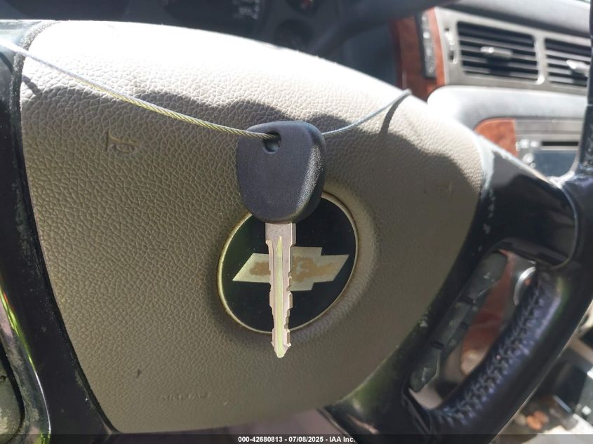 2007 Chevrolet Suburban 1500 Ltz VIN: 1GNFC16J77R264823 Lot: 42680813