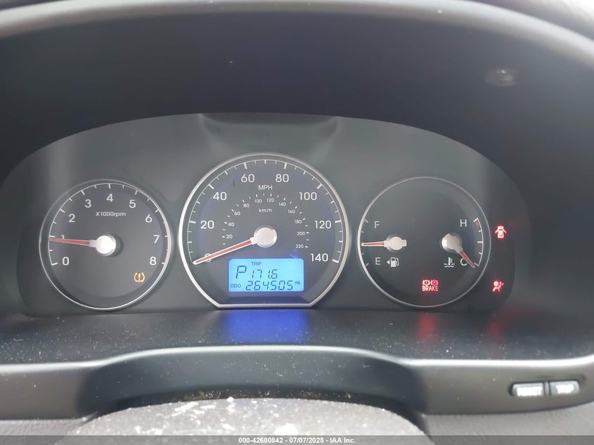 2011 HYUNDAI SANTA FE VIN: 5XYZGDAB4BG076120