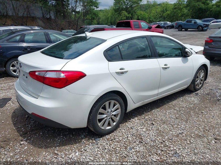 2016 KIA FORTE LX - KNAFX4A68G5440168