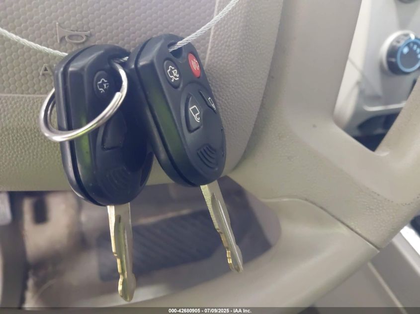 2008 Ford Escape Xlt VIN: 1FMCU93188KB46197 Lot: 42680905