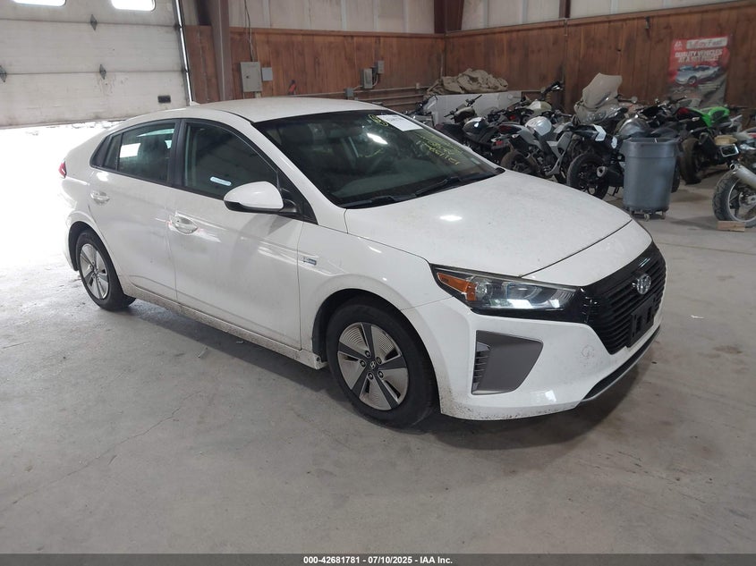 2017 HYUNDAI IONIQ HYBRID BLUE - KMHC65LC1HU030557