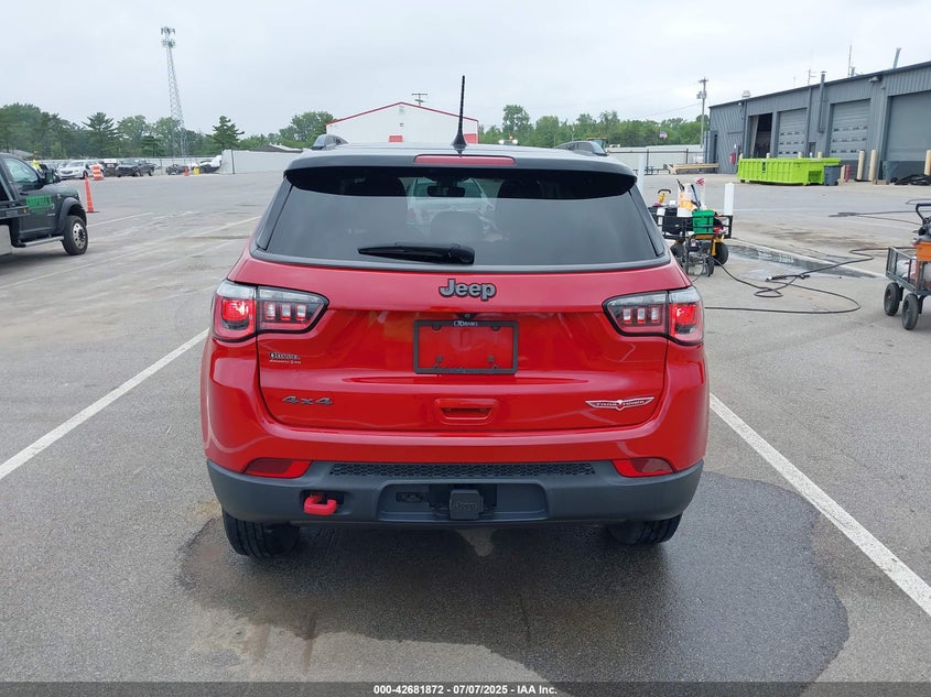 3C4NJDDB3KT629201 2019 Jeep Compass 2.4 Trailhawk 4x4 Red
