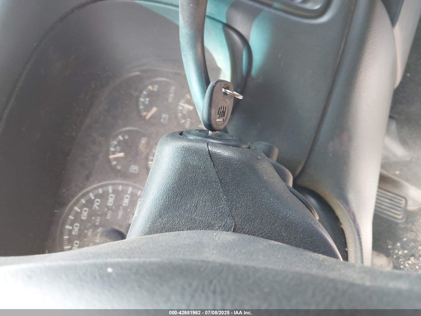 2002 Chevrolet Silverado 1500 Ls VIN: 2GCEC19T121299523 Lot: 42681962