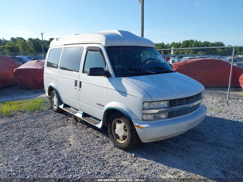 1GBDM19W9YB161695 2000 Chevrolet Astro Upfitter Pkg. auction photo 1
