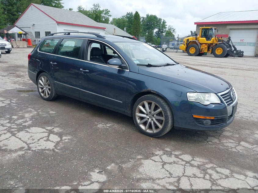 WVWRU73C98E015623 2008 Volkswagen Passat Vr6 auction photo 1