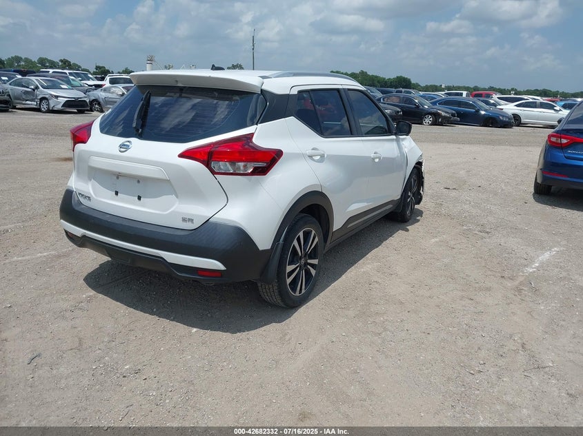 Vin: 3n1cp5cu5kl542742, lot: 43175456, nissan kicks sr 20194