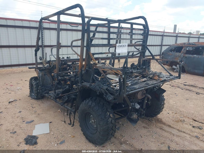 2021 KAWASAKI KAF820 B - JKBAFSB11MB521376