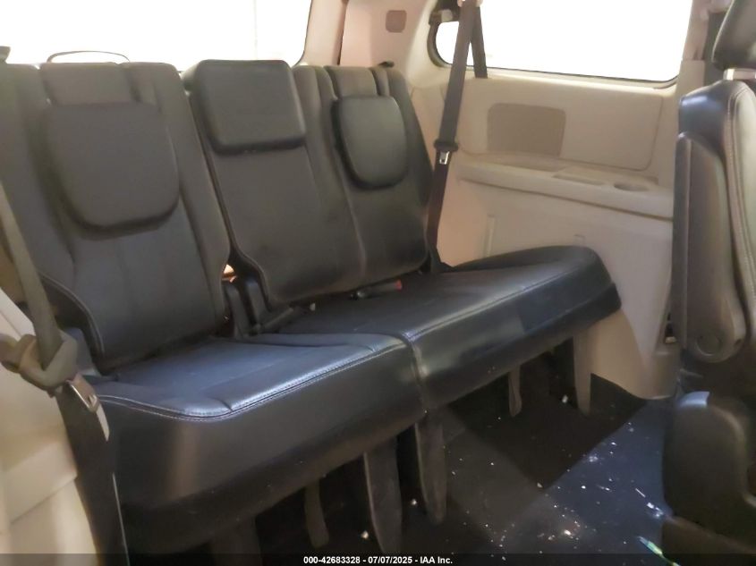 2014 Chrysler Town & Country Touring VIN: 2C4RC1BG0ER268879 Lot: 42683328