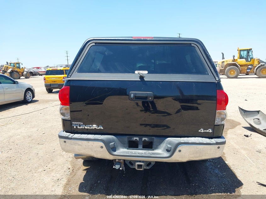2008 Toyota Tundra Limited 5.7L V8 VIN: 5TFDV58108X039719 Lot: 42683844