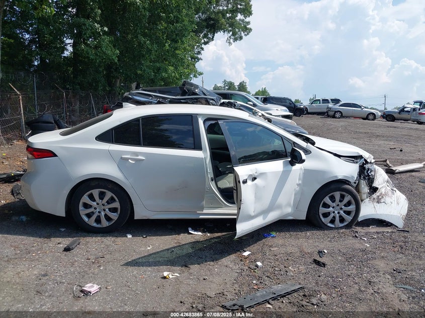 2021 Toyota Corolla Le VIN: 5YFEPMAE2MP225910 Lot: 42683865