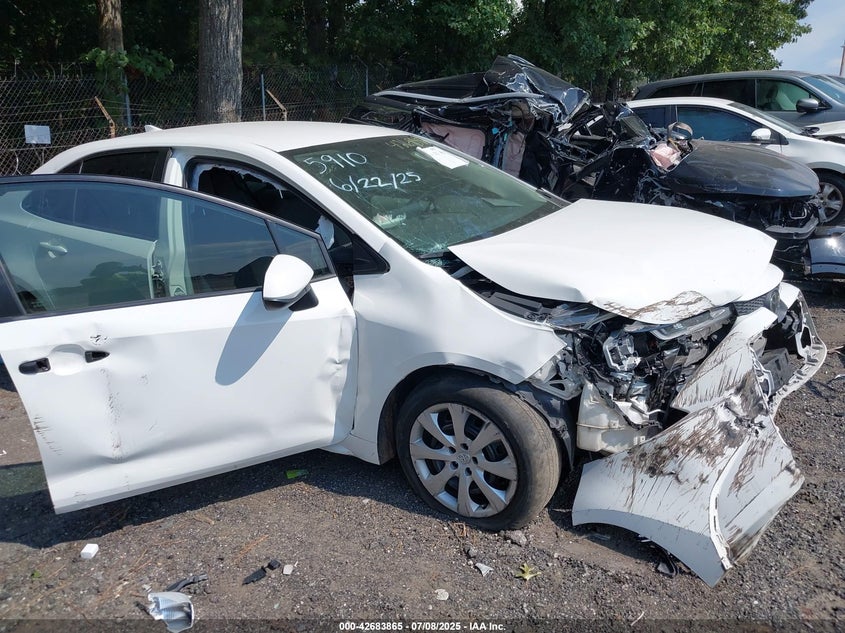 2021 Toyota Corolla Le VIN: 5YFEPMAE2MP225910 Lot: 42683865