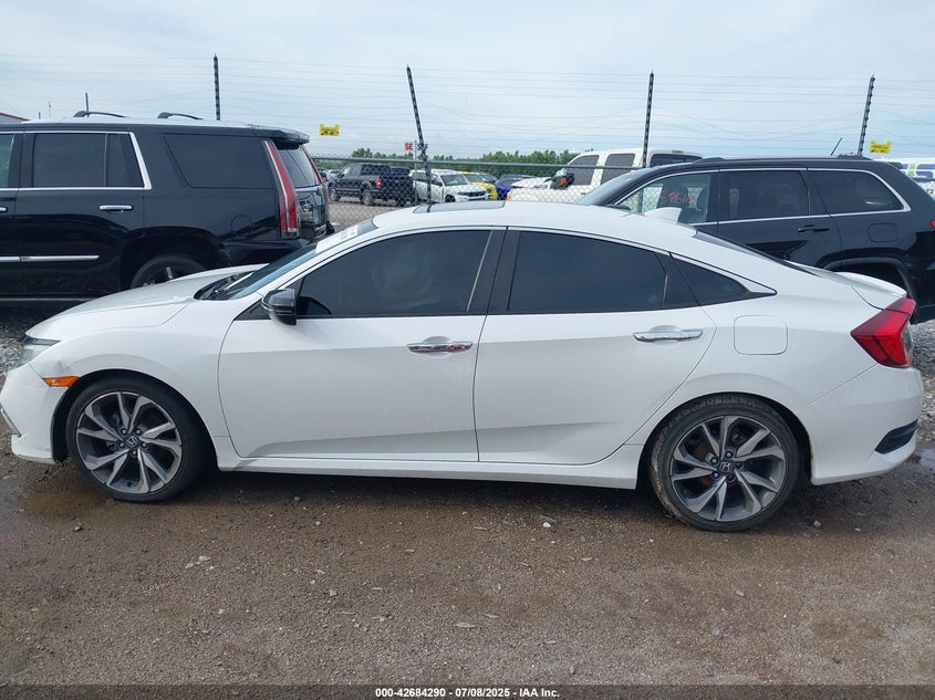 2019 HONDA CIVIC TOURING - 19XFC1F98KE000349