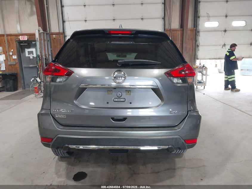 2018 NISSAN ROGUE SV - KNMAT2MV5JP510902