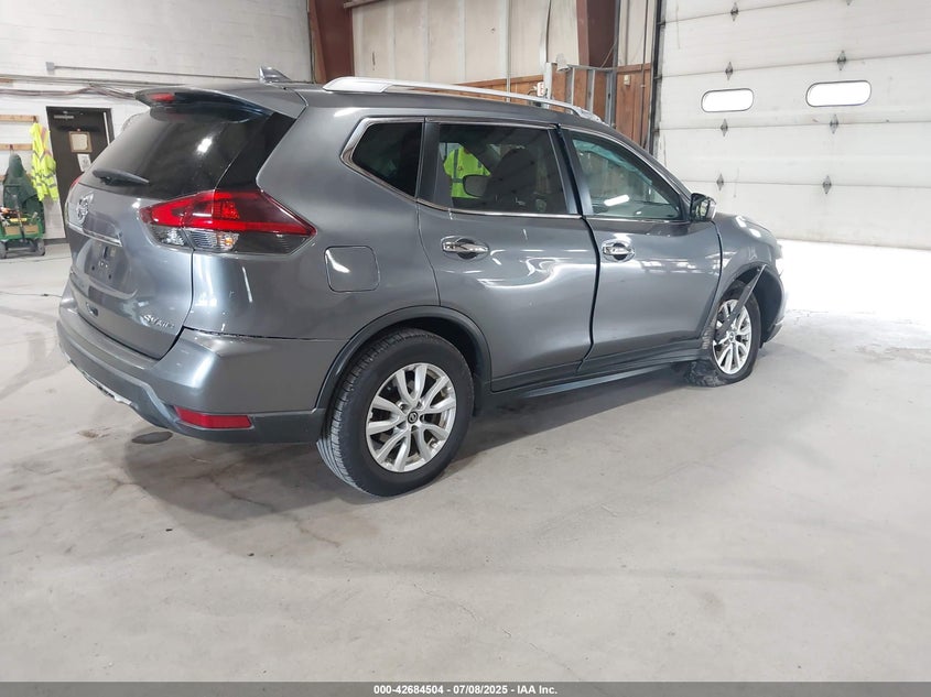 2018 NISSAN ROGUE SV - KNMAT2MV5JP510902