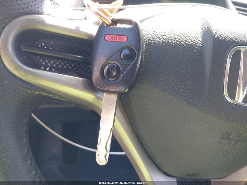 2011 HONDA CIVIC VIN: 2HGFA1F65BH528271