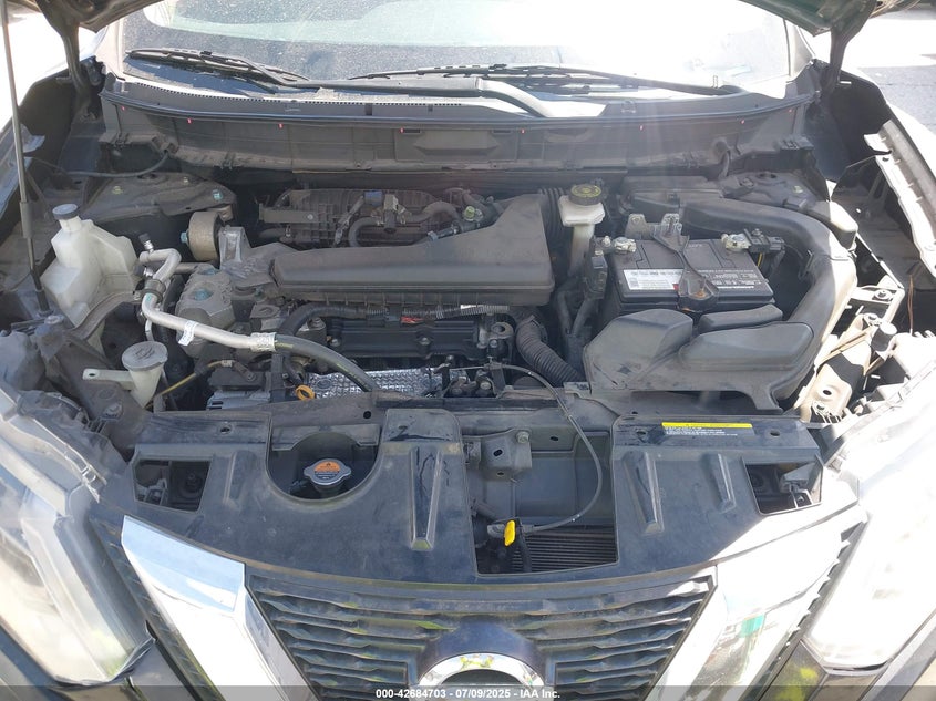 2017 NISSAN ROGUE SV - KNMAT2MT0HP501002