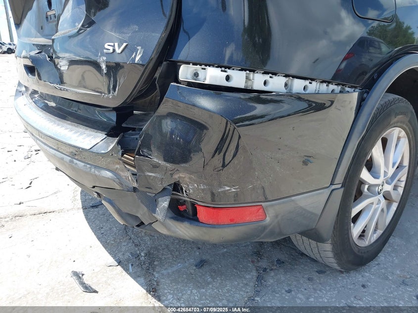 2017 NISSAN ROGUE SV - KNMAT2MT0HP501002