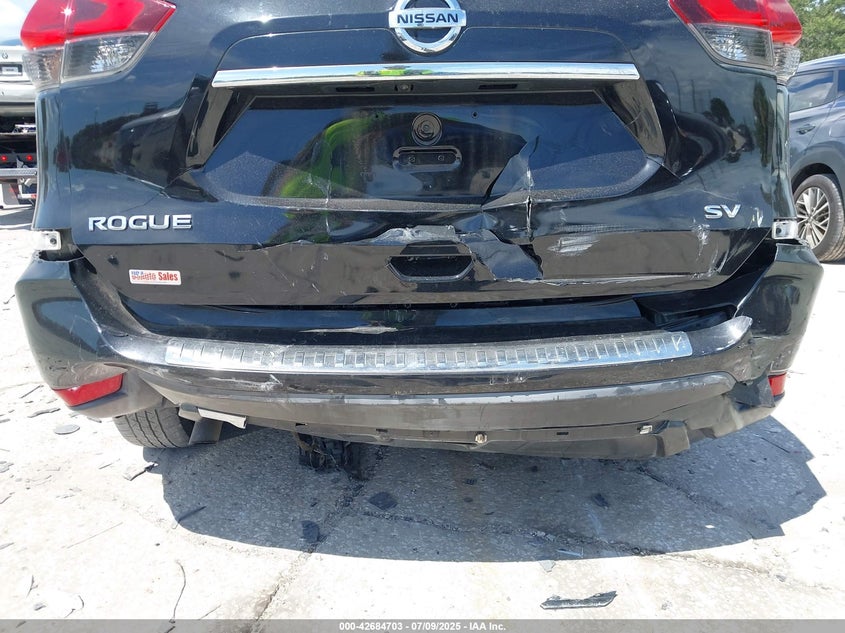 2017 NISSAN ROGUE SV - KNMAT2MT0HP501002