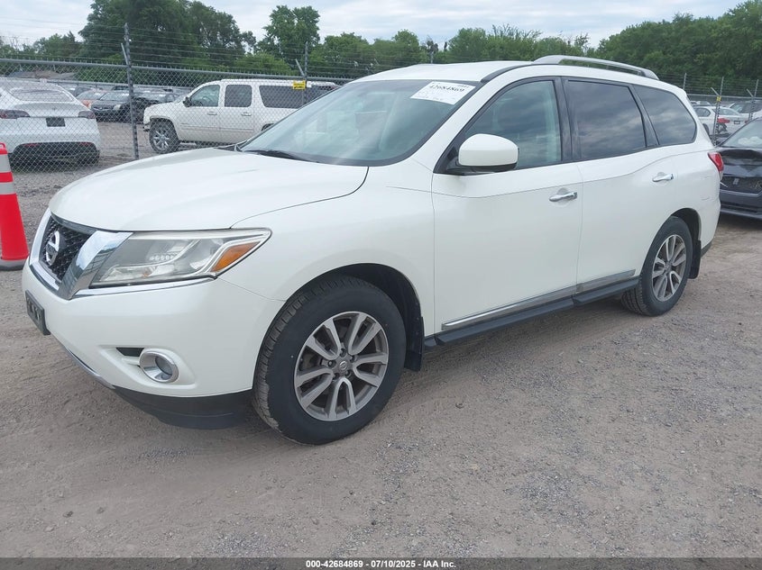 2015 NISSAN PATHFINDER VIN: 5N1AR2MM5FC667264