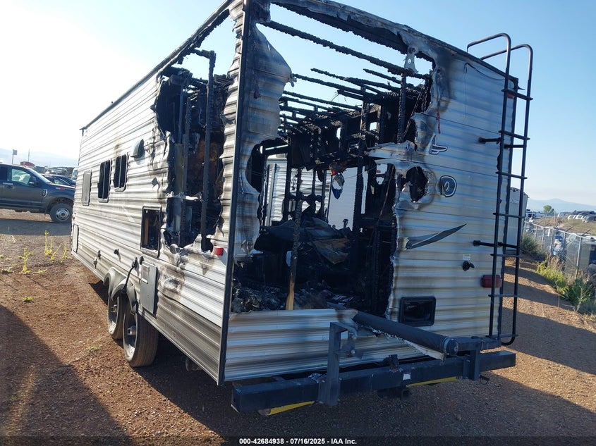 1UJBJ0BM8G7TK0223 2016   photo no. 3