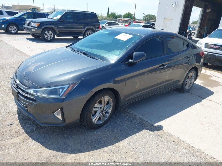 VIN 5NPD84LF2LH583003 2020 HYUNDAI ELANTRA SEL