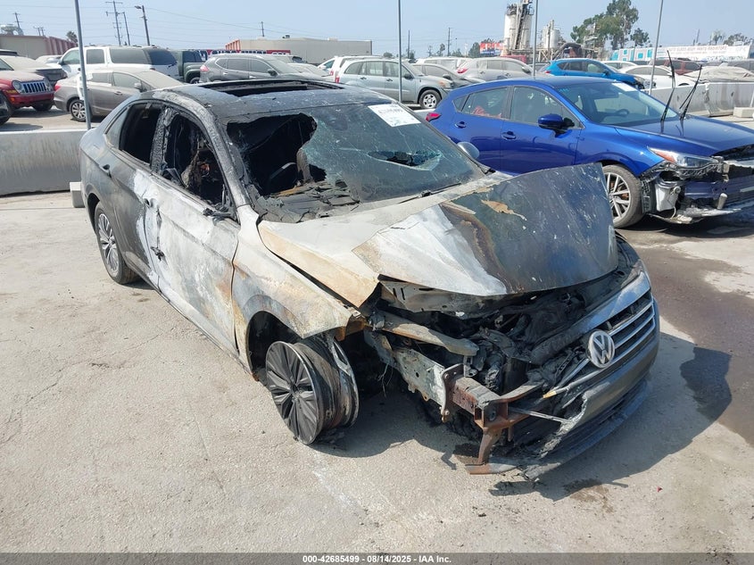 2019 VOLKSWAGEN JETTA 1.4T SEL - 3VWE57BU8KM066437