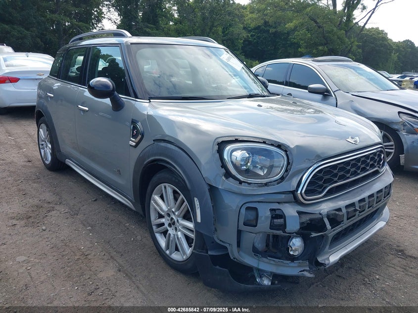 2017 MINI COUNTRYMAN COOPER S - WMZYT5C38H3D81171