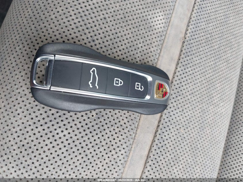 2022 Porsche Cayenne E-Hybrid Platinum Edition VIN: WP1AE2AY9NDA26195 Lot: 42686047