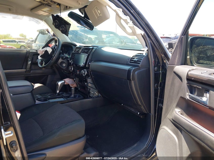 VIN JTEBU5JR9L5776881 2020 TOYOTA 4RUNNER TRD OFF ROAD