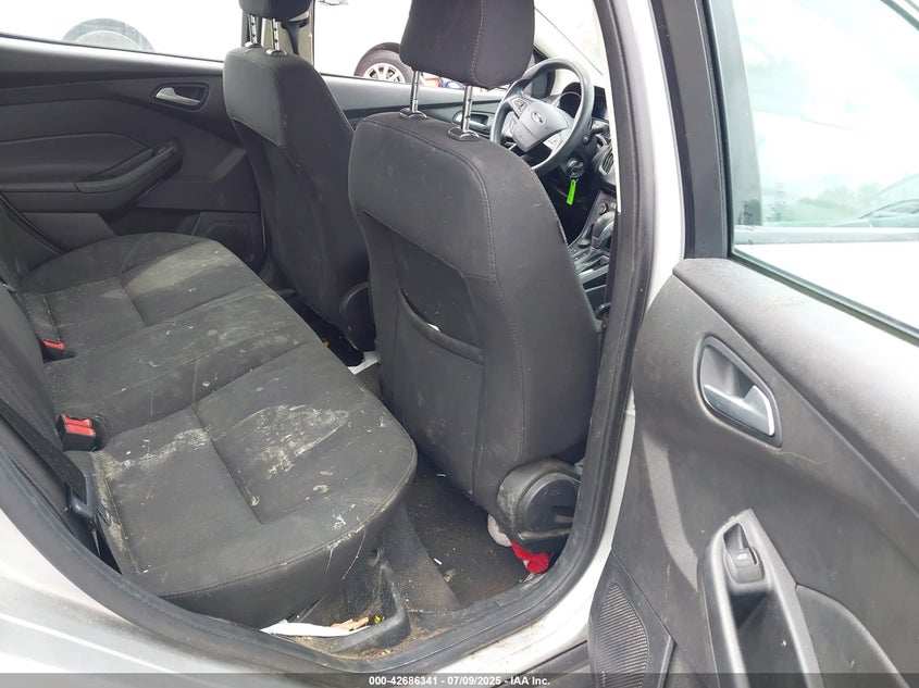 2018 FORD FOCUS SE - 1FADP3FE1JL235501