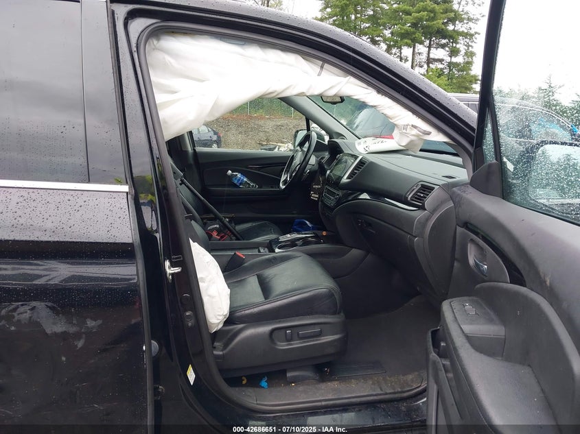 2016 HONDA PILOT TOURING - 5FNYF6H97GB097605