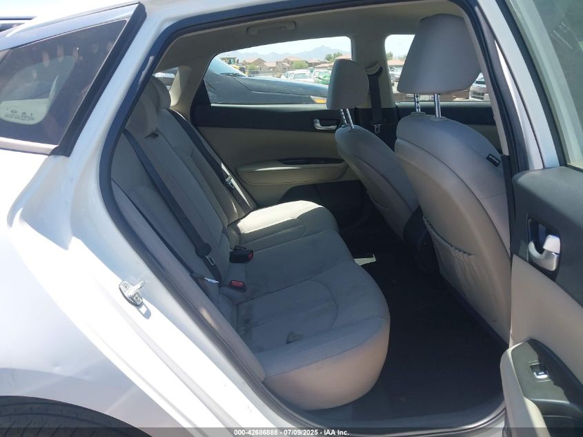 2016 Kia Optima Lx VIN: KNAGT4L37G5086159 Lot: 42686888