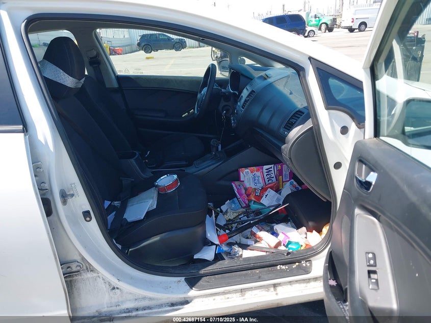 2016 KIA FORTE LX - KNAFK4A67G5496262