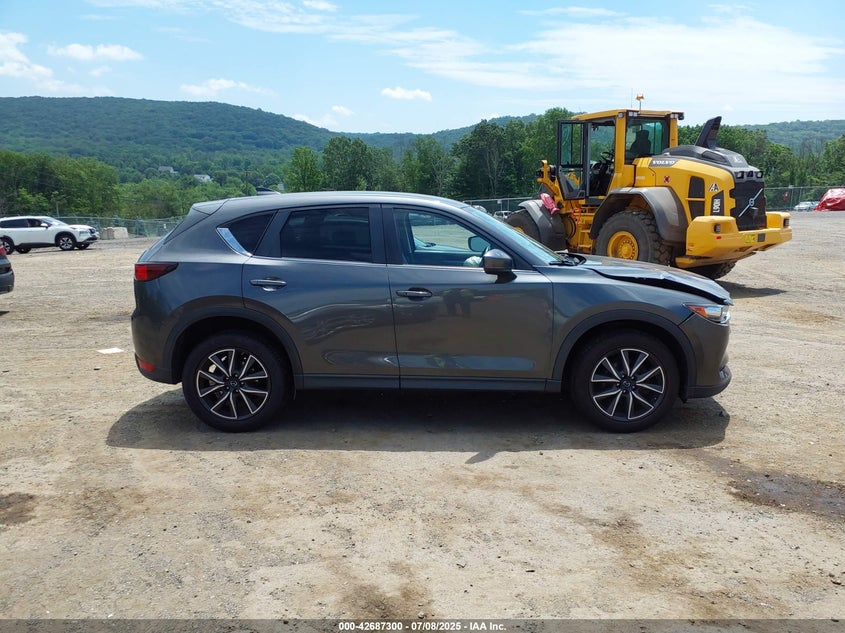 2018 MAZDA CX-5 TOURING - JM3KFBCM5J0307884