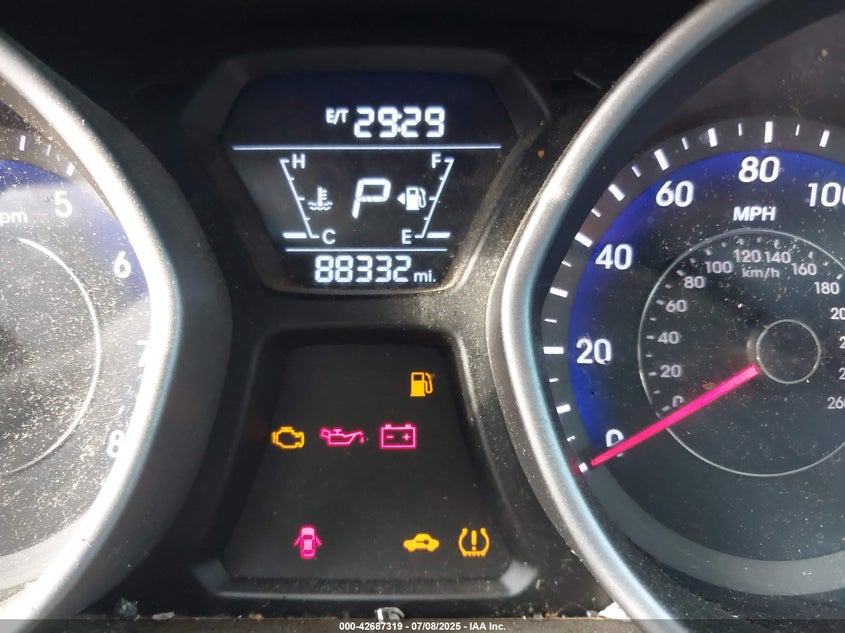 2015 HYUNDAI ELANTRA VIN: KMHDH4AH3FU229730