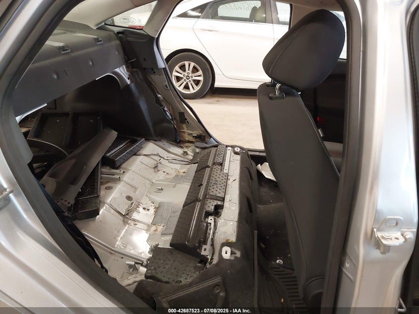 2014 FORD FOCUS VIN: 1FADP3F22EL169228