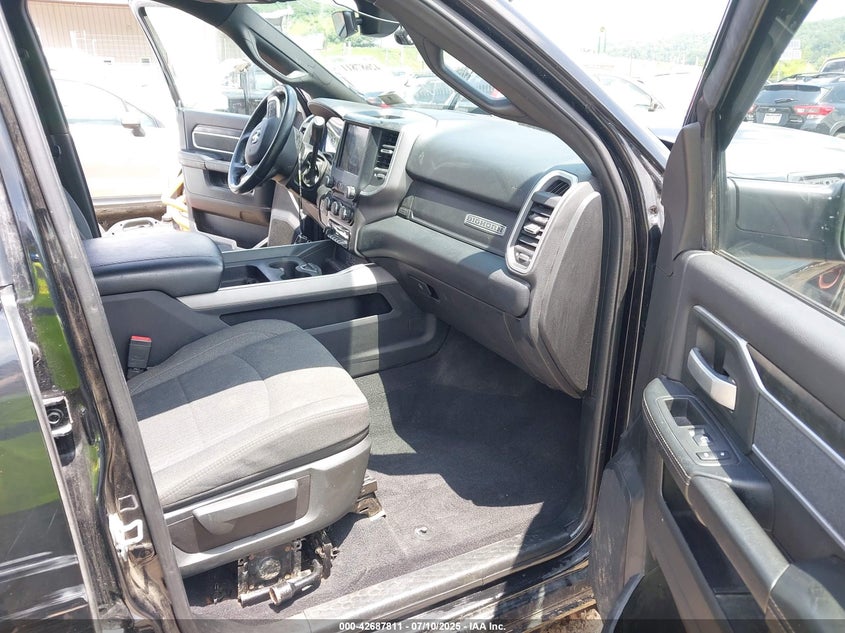 2019 RAM 2500 BIG HORN  4X4 6'4 BOX - 3C6UR5DL4KG606576