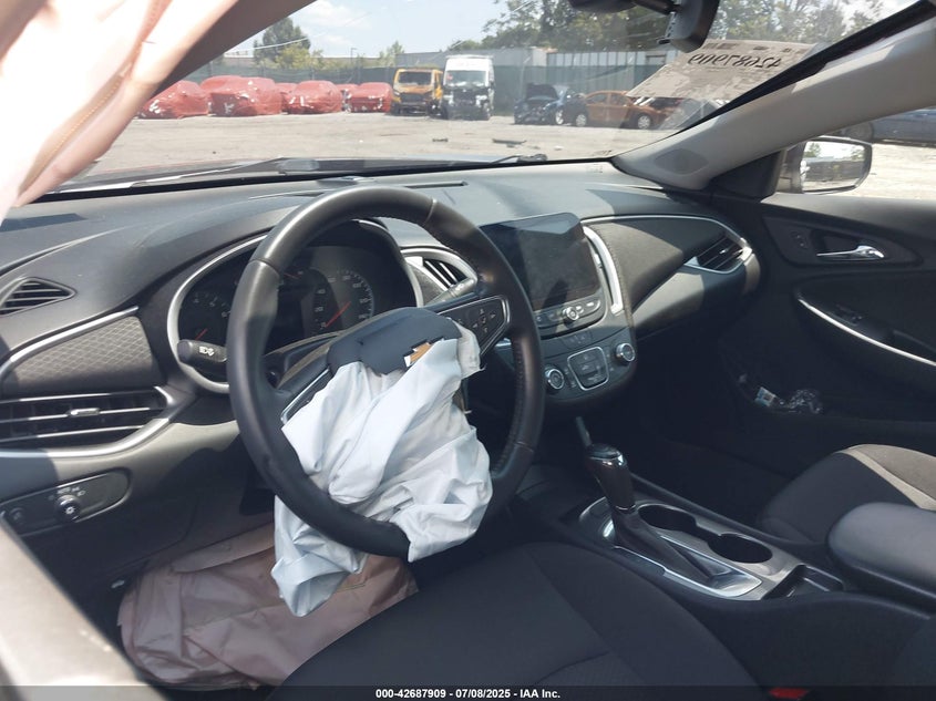 2020 CHEVROLET MALIBU FWD RS - 1G1ZG5ST1LF142049