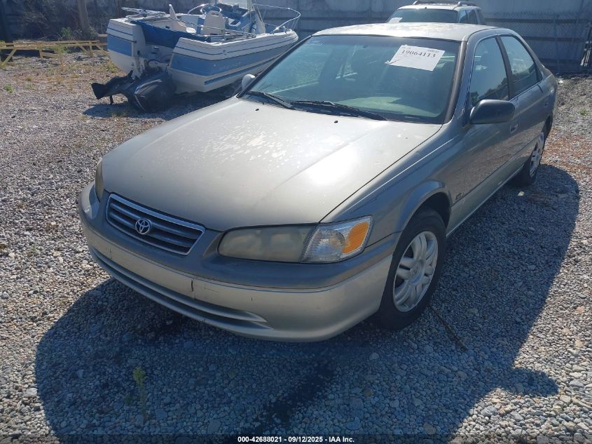 2001 Toyota Camry Le VIN: JT2BG28K310553323 Lot: 42688021