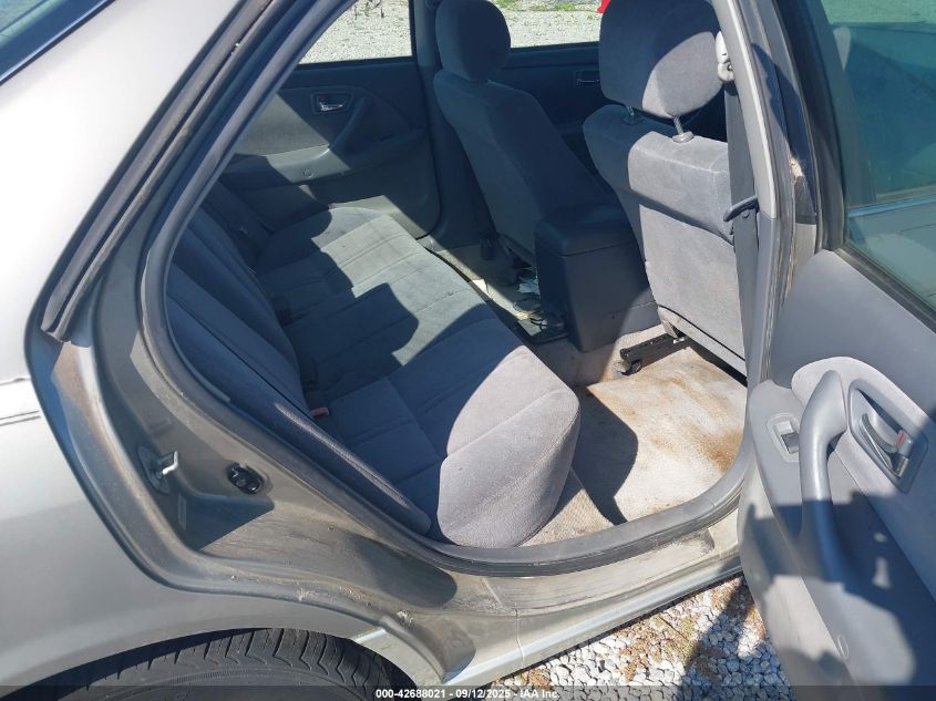 2001 Toyota Camry Le VIN: JT2BG28K310553323 Lot: 42688021